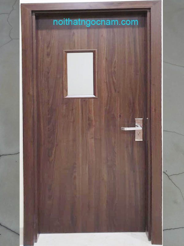 Cửa gỗ nhựa composite giả gỗ: Hãy xem qua mẫu cửa gỗ nhựa composite giả gỗ đầy bản sắc này. Tận hưởng không gian ấm cúng và sang trọng với công nghệ sản xuất tiên tiến. Với giá thành hợp lý, bạn sẽ có được một sản phẩm chất lượng cao và đẹp mắt.